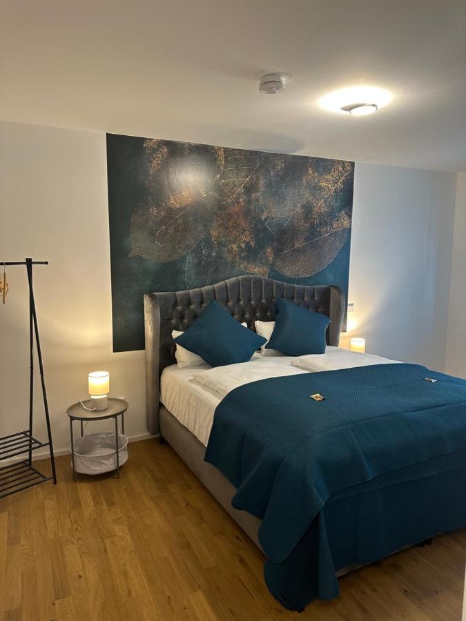 Апартаменти Lit Living: Luxus - Box Spring - Parking - Terrace Людвігсгафен-на-Рейні Номер фото